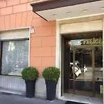 费利斯酒店